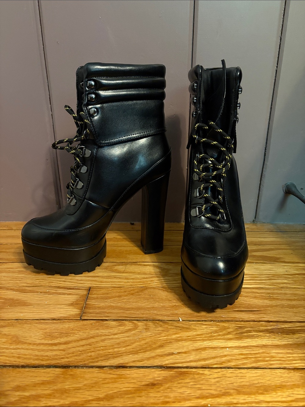 Jessica Simpson Black Platform Lace-Up Block Heel Ankle Boots